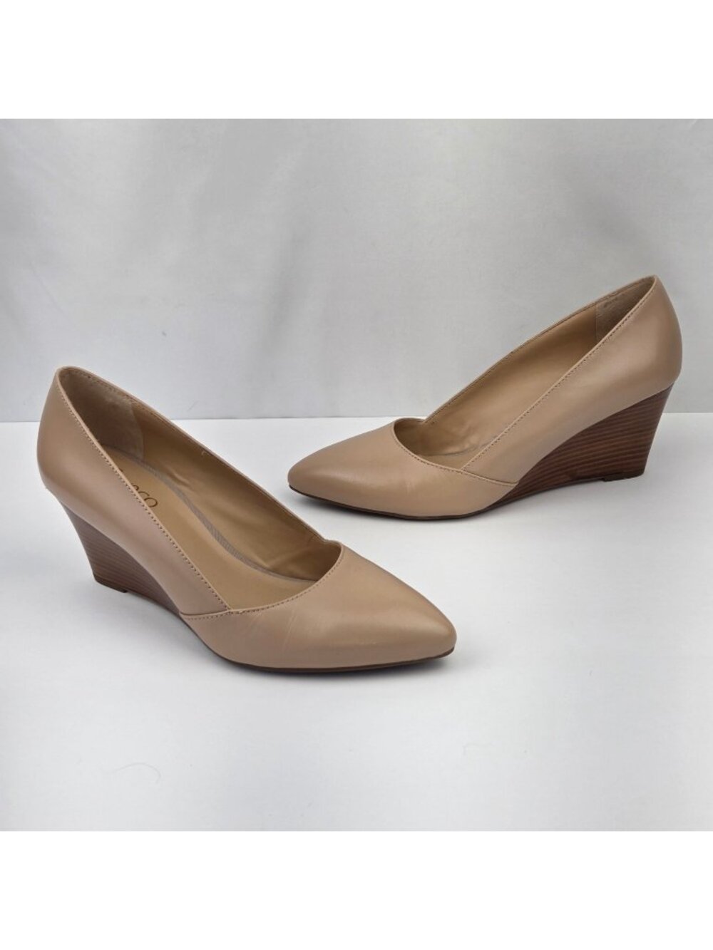 Franco Sarto Frankie Pointed Toe Leather Wedge Heels Nude Size 9M